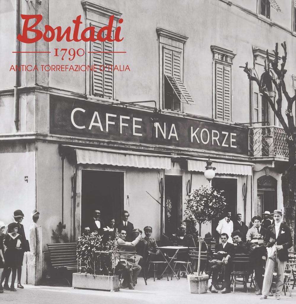 Okenný polep Café Na Korze s historickou ilustráciou kaviarne